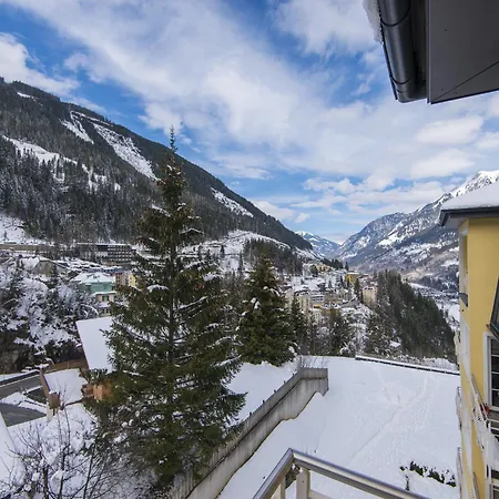 Cozy With Views Bad Gastein